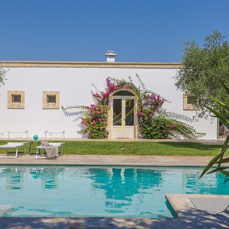 Td Dimora Del Giglio With Organic Garden With Pool Villa Ostuni Ngoại thất bức ảnh