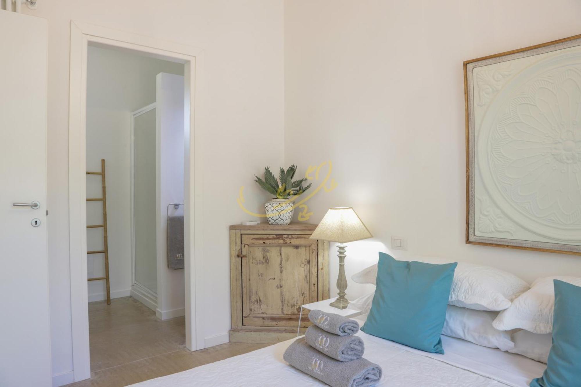 Td Dimora Del Giglio With Organic Garden With Pool Villa Ostuni Ngoại thất bức ảnh