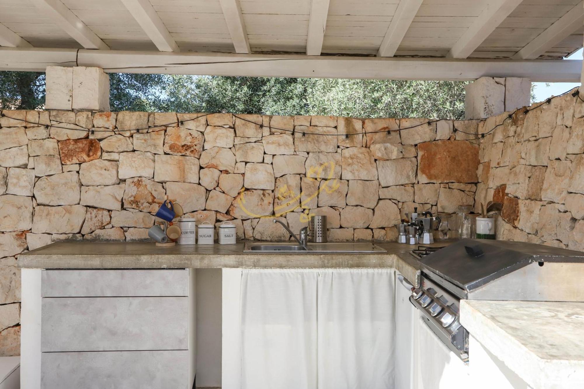 Td Dimora Del Giglio With Organic Garden With Pool Villa Ostuni Ngoại thất bức ảnh