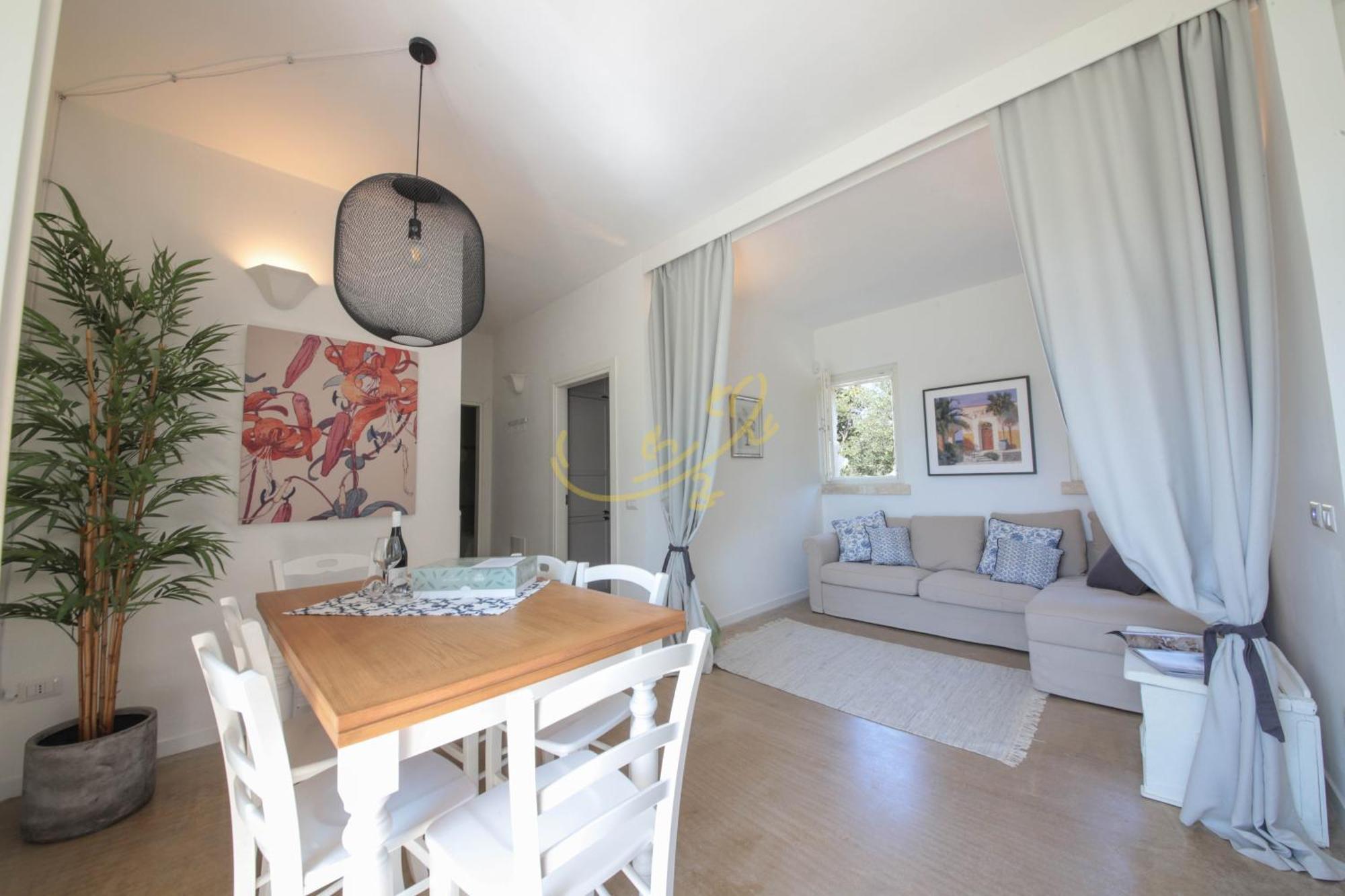 Td Dimora Del Giglio With Organic Garden With Pool Villa Ostuni Ngoại thất bức ảnh